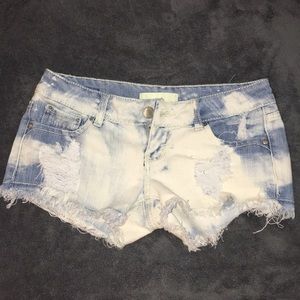 Almost famous premium shorts